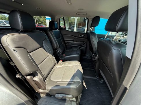 Used 2023 GMC Acadia SLT w/ Preferred Package image 39