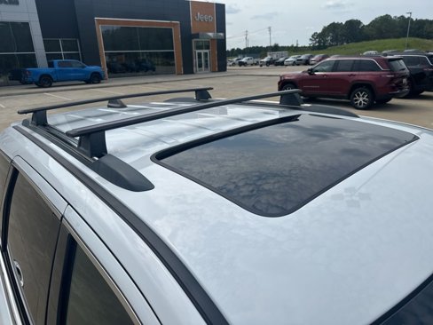 Used 2020 Jeep Grand Cherokee Limited image 13