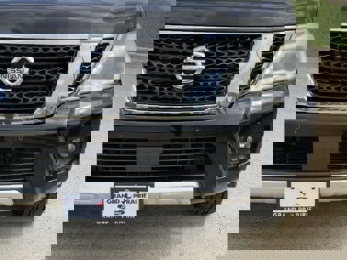 Used 2017 Nissan Armada SL image 10