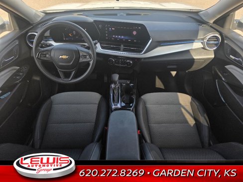 Used 2024 Chevrolet Trax LT image 9