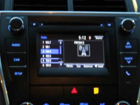 Used 2017 Toyota Camry LE image 26