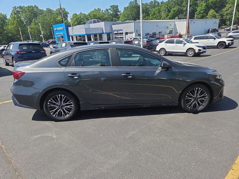 Used 2022 Kia Forte GT-Line w/ GT-Line Technology Package image 2