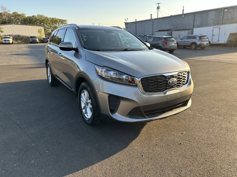 Used 2019 Kia Sorento LX w/ LX V6 Convenience Package image 3