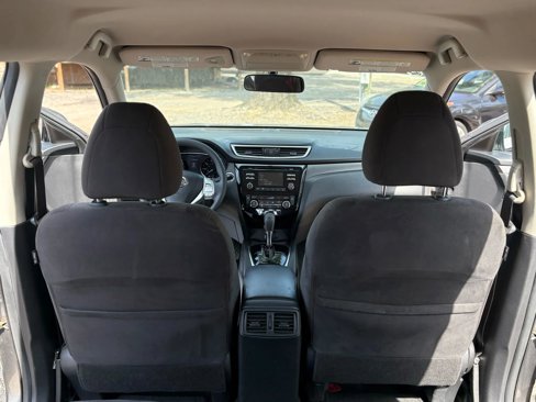 Used 2015 Nissan Rogue SV image 13