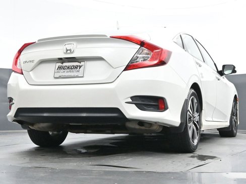 Used 2016 Honda Civic EX-T image 41