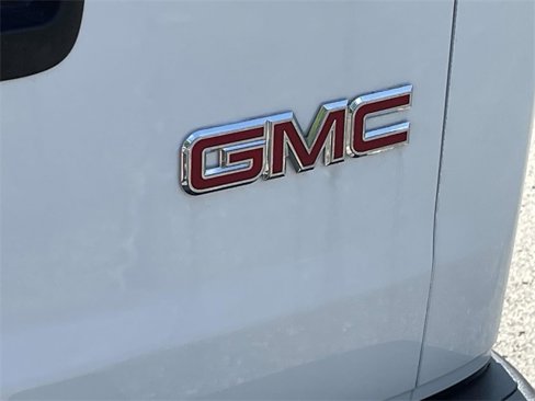 Used 2023 GMC Savana 2500 w/ Driver Convenience Package image 11