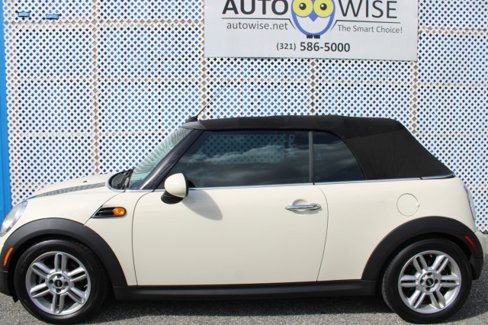 Used 2015 MINI Cooper Convertible image 3