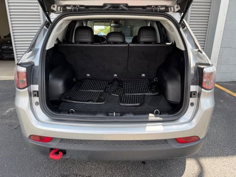 Used 2019 Jeep Compass Trailhawk image 33
