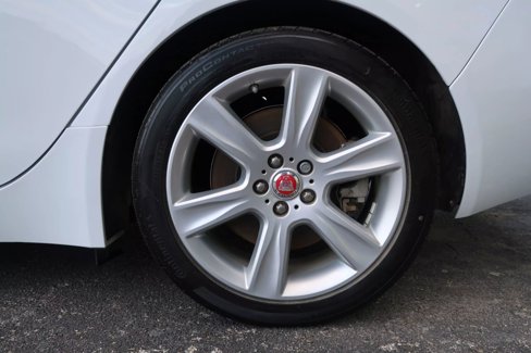 Used 2018 Jaguar XE Prestige image 53