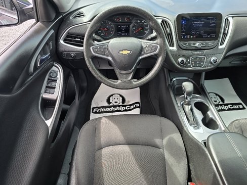 Used 2022 Chevrolet Malibu LT image 3