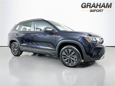 Used 2024 Volkswagen Taos S image 1