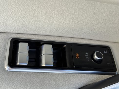 Used 2023 Jaguar F-PACE S image 18