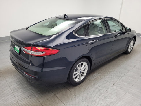 Used 2020 Ford Fusion SE w/ Fleet SE Value Package image 9