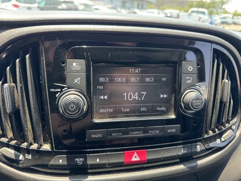Used 2018 RAM ProMaster City Tradesman SLT image 9