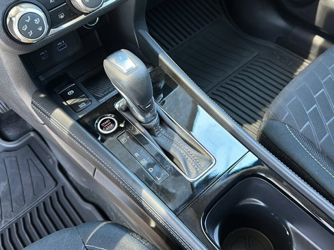 Used 2024 Nissan Kicks SV w/ Interior Electronics Package image 17