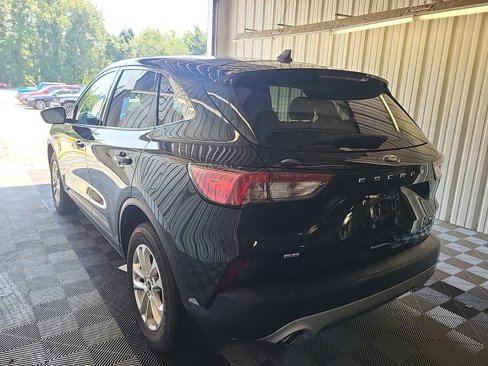 Used 2022 Ford Escape SE w/ Convenience Package image 4