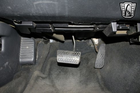 Used 1994 Chevrolet Camaro Z28 image 11