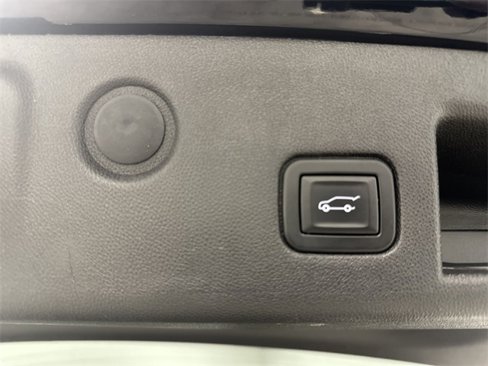 Used 2020 Chevrolet Equinox LT image 24