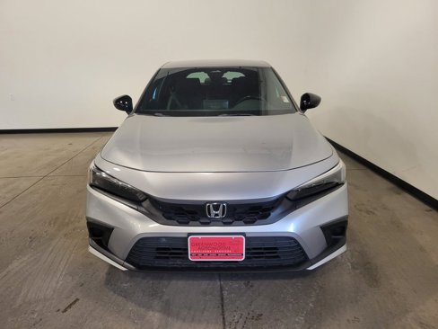 Used 2022 Honda Civic Sport image 2