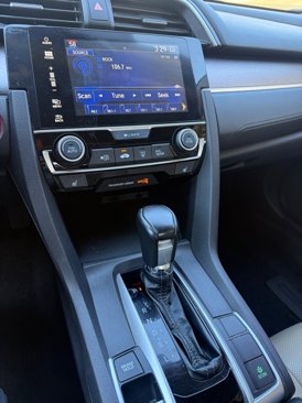 Used 2018 Honda Civic EX-L image 7