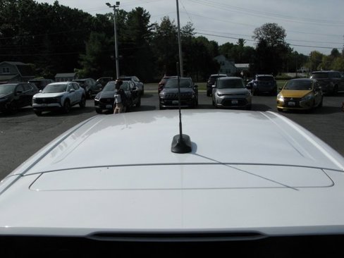 Used 2023 Buick Encore GX Preferred w/ Cold Weather Comfort Package image 7
