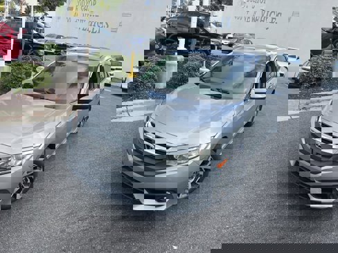 Used 2016 Honda Civic EX image 3