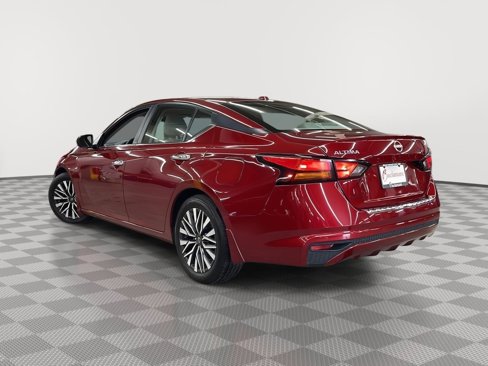 Used 2023 Nissan Altima 2.5 SV image 4