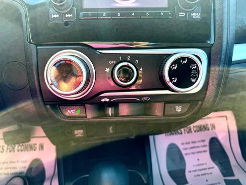 Used 2019 Honda Fit LX image 19