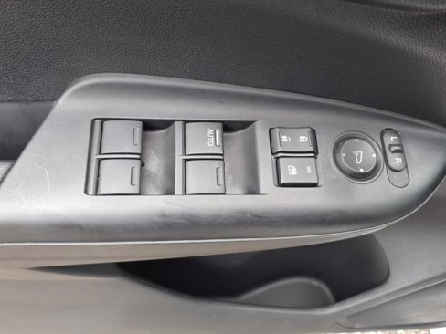 Used 2017 Honda Fit EX image 27