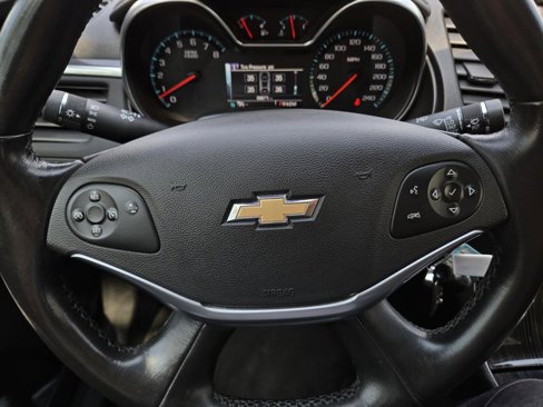 Used 2016 Chevrolet Impala LT image 26