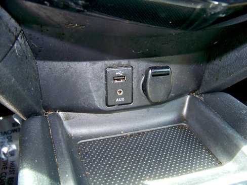 Used 2015 Nissan Rogue SV image 31