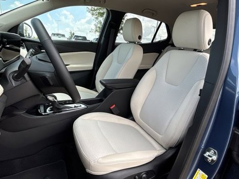 Certified 2025 Buick Encore GX Preferred w/ Comfort Package image 18