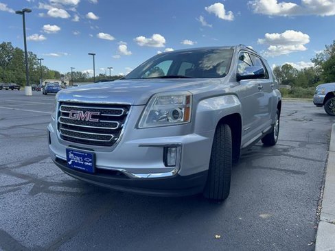 Used 2017 GMC Terrain SLT w/ Driver Alert Package I image 3