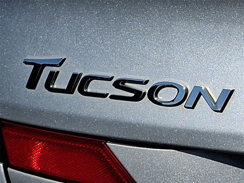 Used 2019 Hyundai Tucson SE image 27