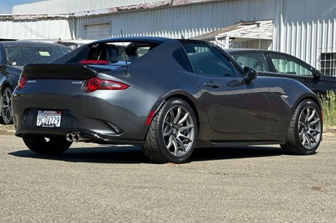 Used 2017 MAZDA MX-5 Miata RF Grand Touring image 5