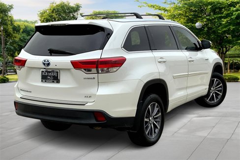 Used 2018 Toyota Highlander XLE image 6