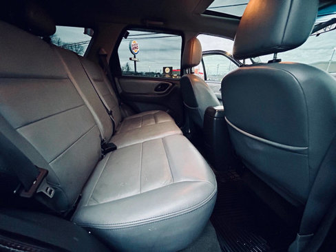 Used 2006 Ford Escape XLT image 25