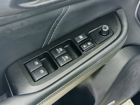 Used 2019 Subaru Outback 2.5i Limited w/ Popular Package #2 image 18