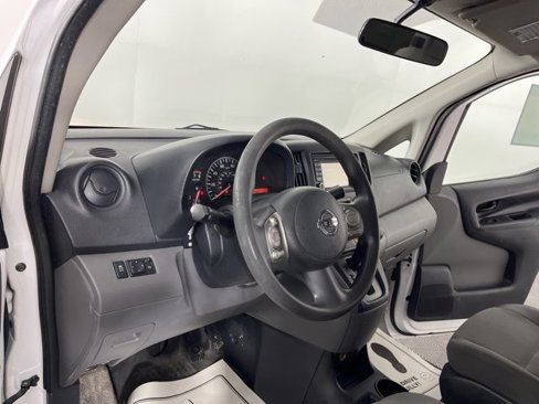 Used 2017 Nissan NV200 SV w/ Technology Package image 19