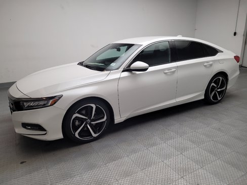 Used 2018 Honda Accord Sport image 2