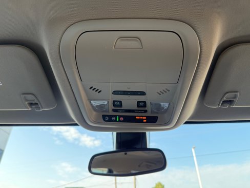 Used 2019 GMC Acadia Denali image 29