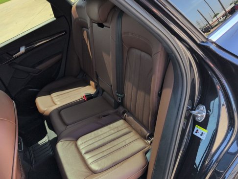 Used 2020 Audi Q5 2.0T Premium image 24