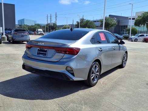 Used 2023 Kia Forte LXS w/ LXS Technology Package image 24