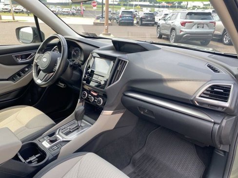 Used 2019 Subaru Forester Premium image 30