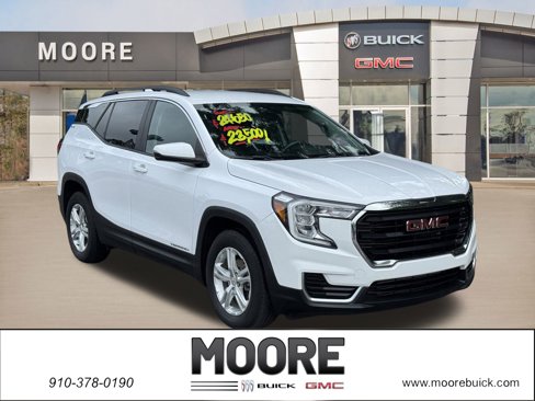 Used 2022 GMC Terrain SLE w/ Driver Convenience Package image 1