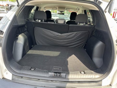 Used 2022 Ford Escape SE w/ Cold Weather Package image 15