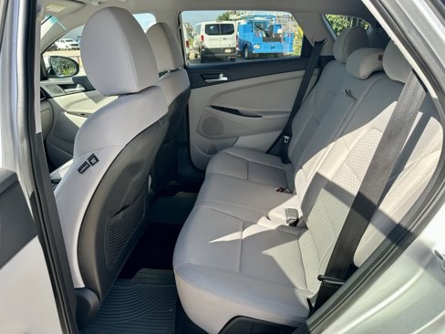 Used 2019 Hyundai Tucson SE image 11