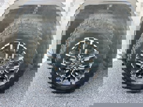 Used 2019 Jeep Grand Cherokee Limited image 26