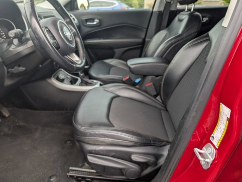 Used 2019 Jeep Compass Latitude image 11