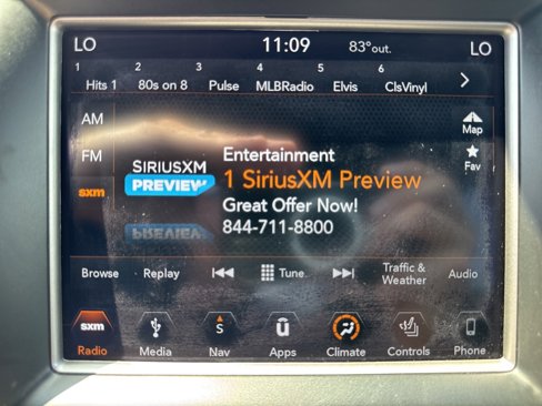 Used 2018 Jeep Grand Cherokee Limited image 36
